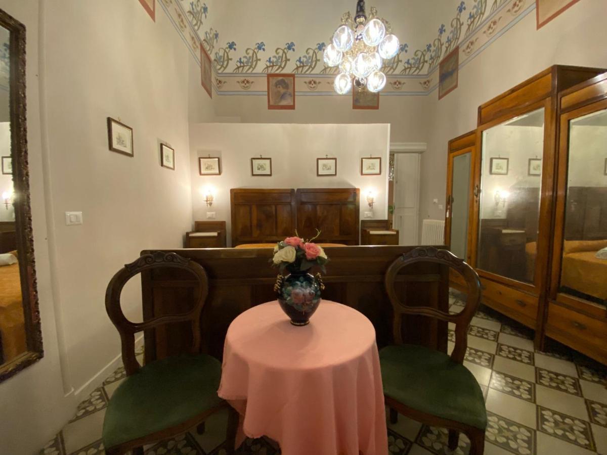 Bed and Breakfast Antico Palazzo Spinola à Gallipoli Extérieur photo