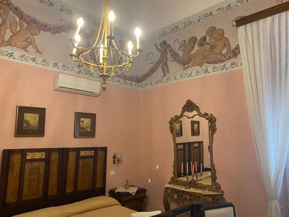 Bed and Breakfast Antico Palazzo Spinola à Gallipoli Extérieur photo