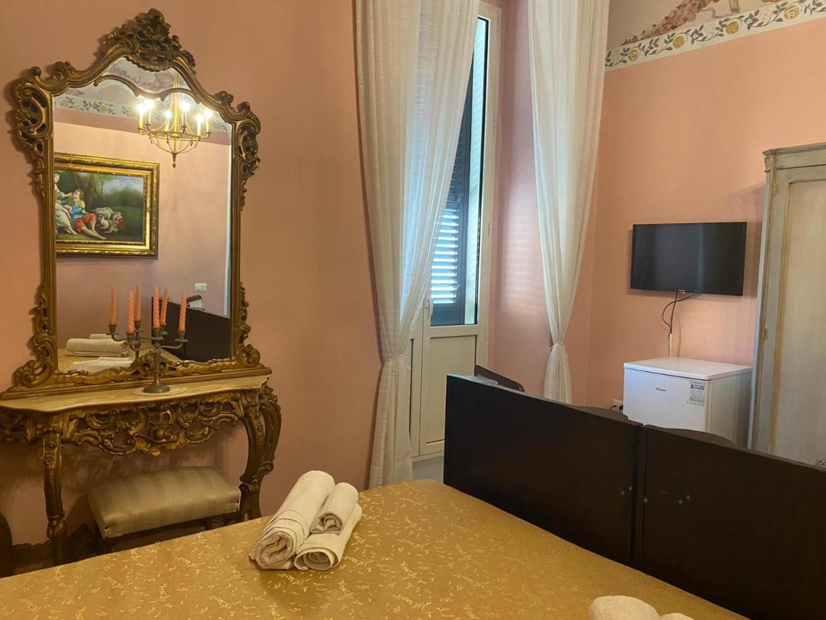Bed and Breakfast Antico Palazzo Spinola à Gallipoli Extérieur photo