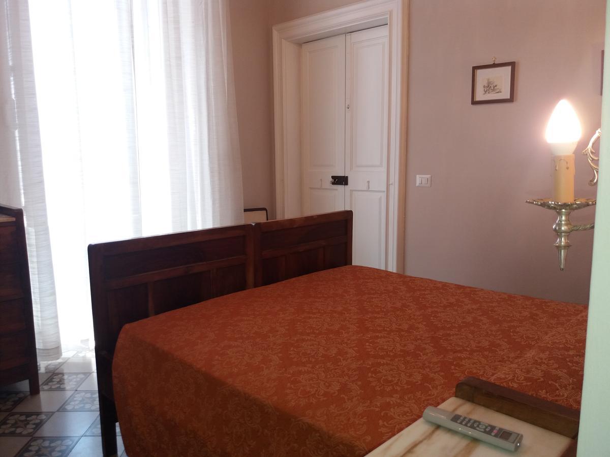 Bed and Breakfast Antico Palazzo Spinola à Gallipoli Extérieur photo