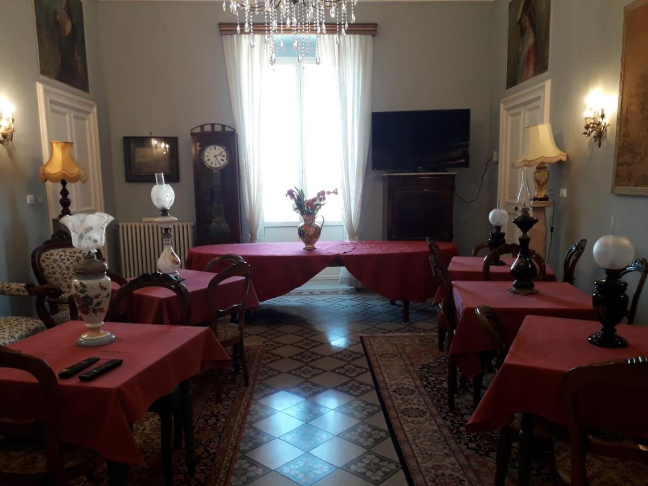 Bed and Breakfast Antico Palazzo Spinola à Gallipoli Extérieur photo