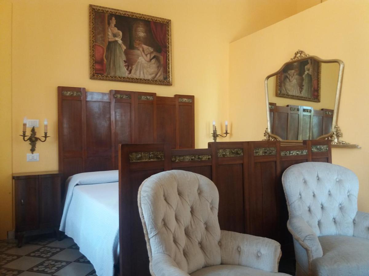Bed and Breakfast Antico Palazzo Spinola à Gallipoli Extérieur photo