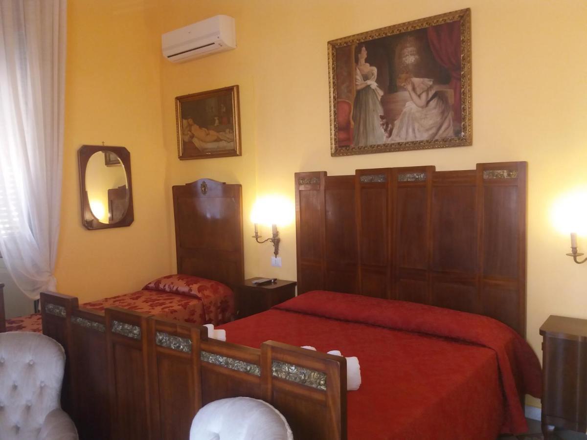 Bed and Breakfast Antico Palazzo Spinola à Gallipoli Extérieur photo