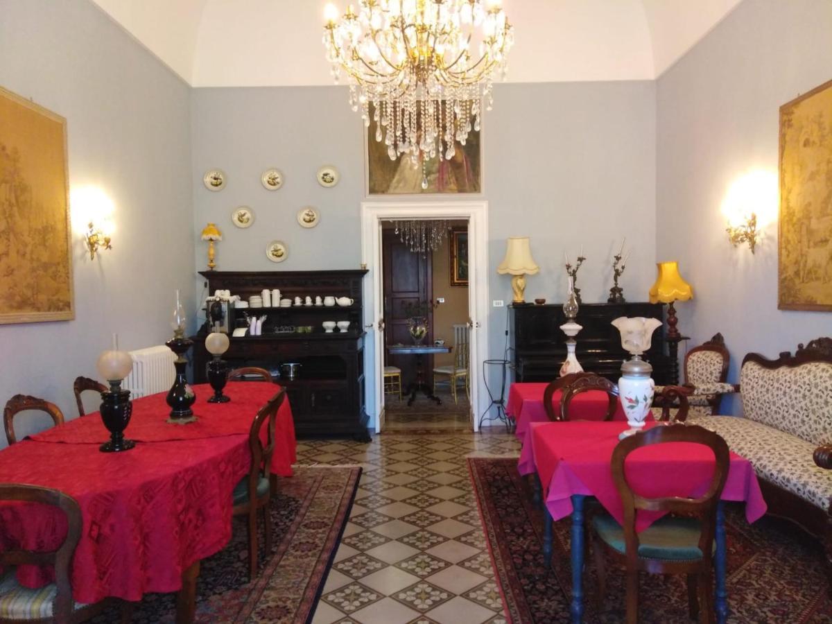 Bed and Breakfast Antico Palazzo Spinola à Gallipoli Extérieur photo